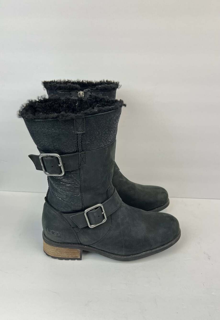 UGG Oregon Women's Black Leather Shearling Lined Buckle Boots